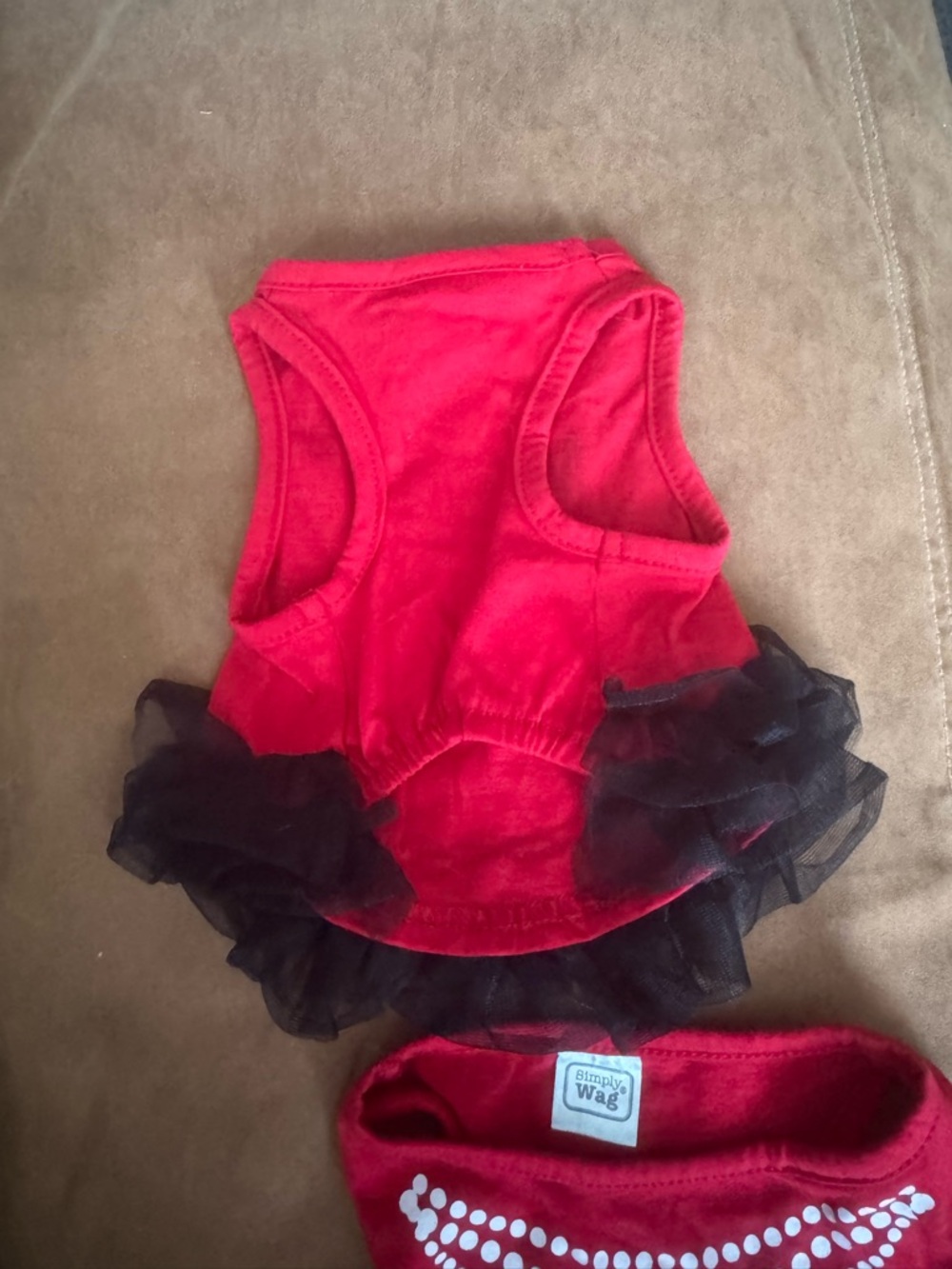 2 Mini Diva Red Dog Tutu Dress with Black Tulle - Picture 4 of 4